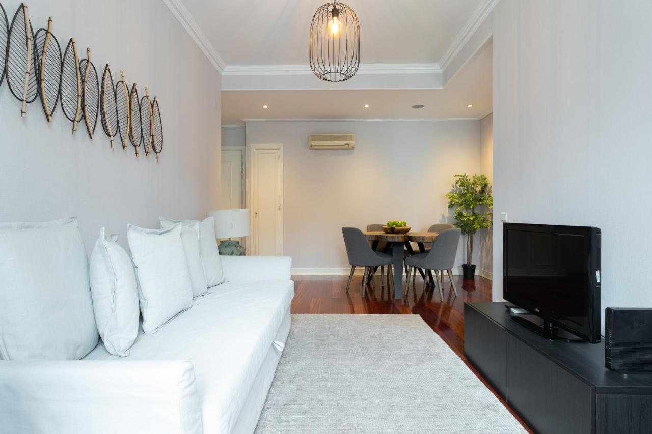 Living Chiado Apartment Lisbon Exterior photo
