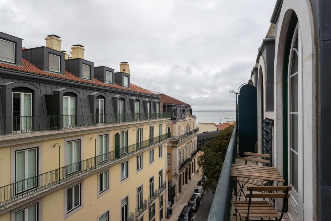Living Chiado Apartment Lisbon Exterior photo